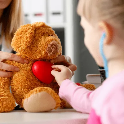 Especialista en nódulos tiroideos en niños en CDMX